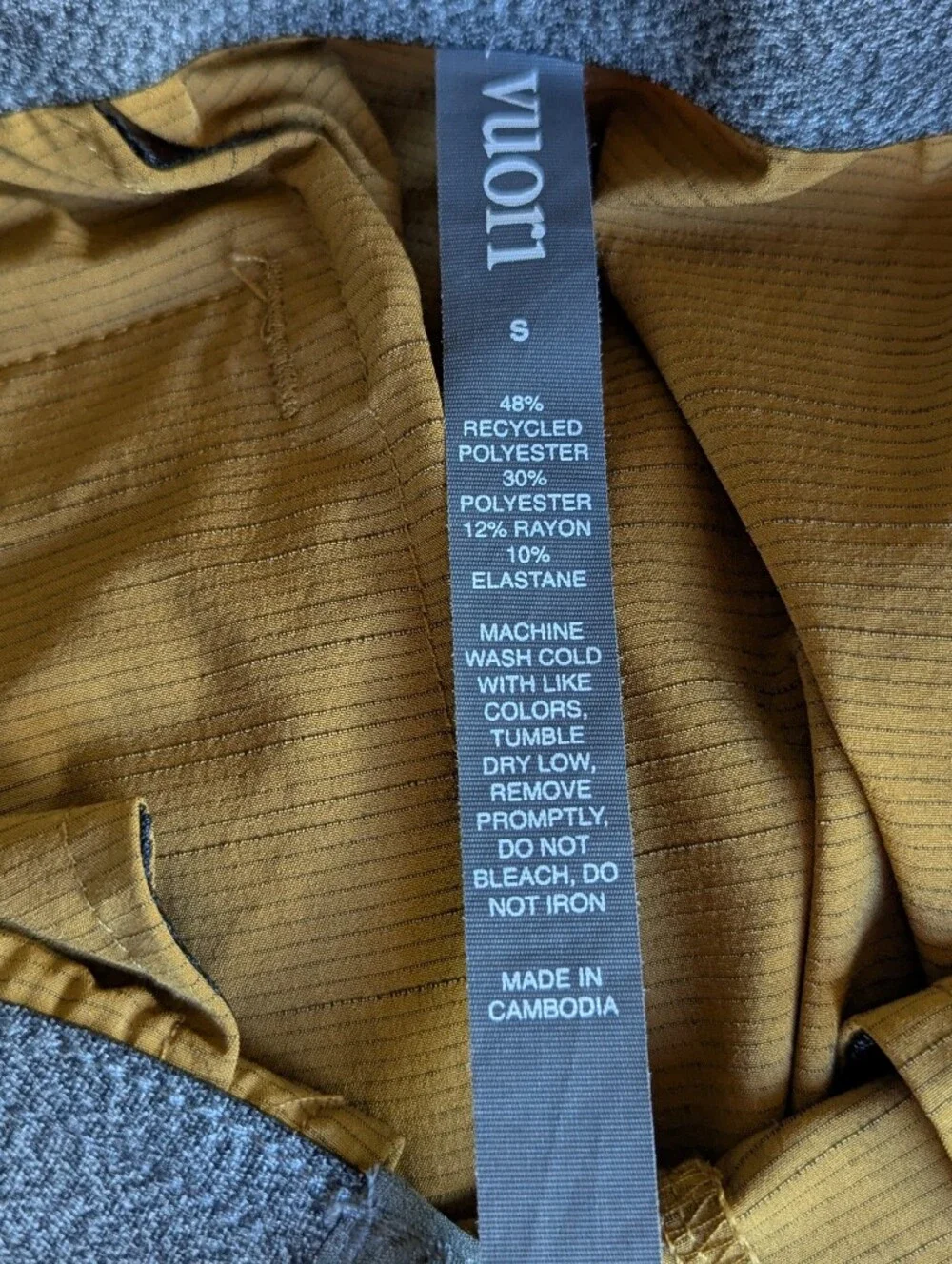 NWOT Vuori Banks Short Unlined 7